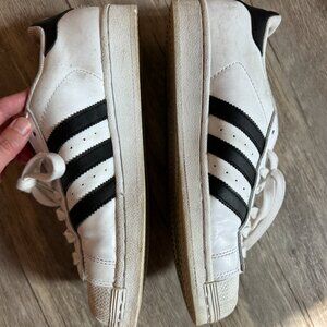 Adidas Sambas Women's Size 8.5